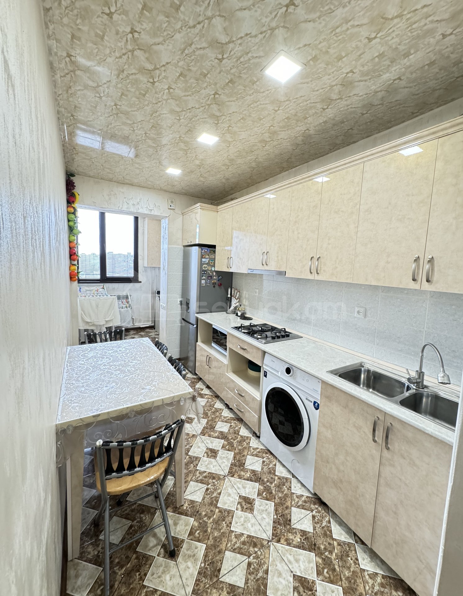 3 Սենյականոց Բնակարան, 70քմ, 7/9 հարկ, Կապիտալ Վերանորոգված, Կահավորված, Արևկող