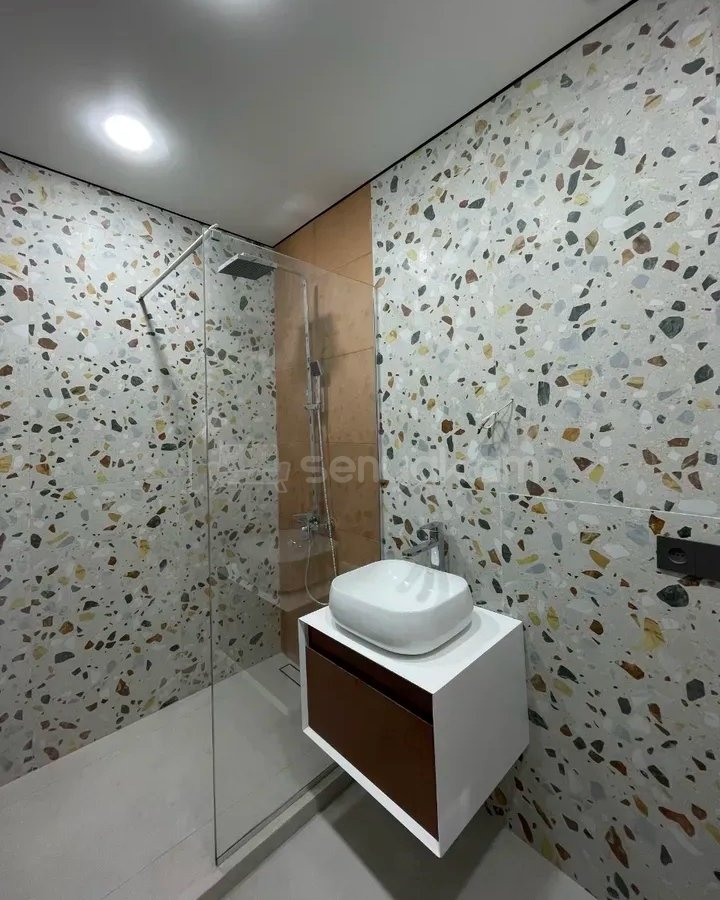 3 Սենյականոց Բնակարան Նորակառույցում, 65քմ, 10/15 հարկ, Դիզայներական Վերանորոգված