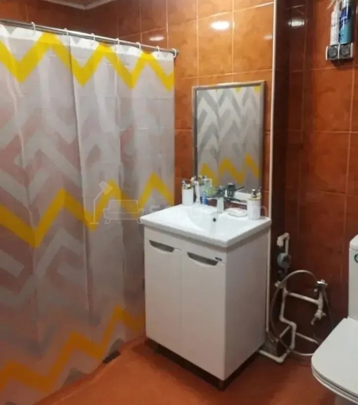 4 Սենյականոց Բնակարան, 90քմ, 7/9 հարկ, Նորմալ Վիճակում