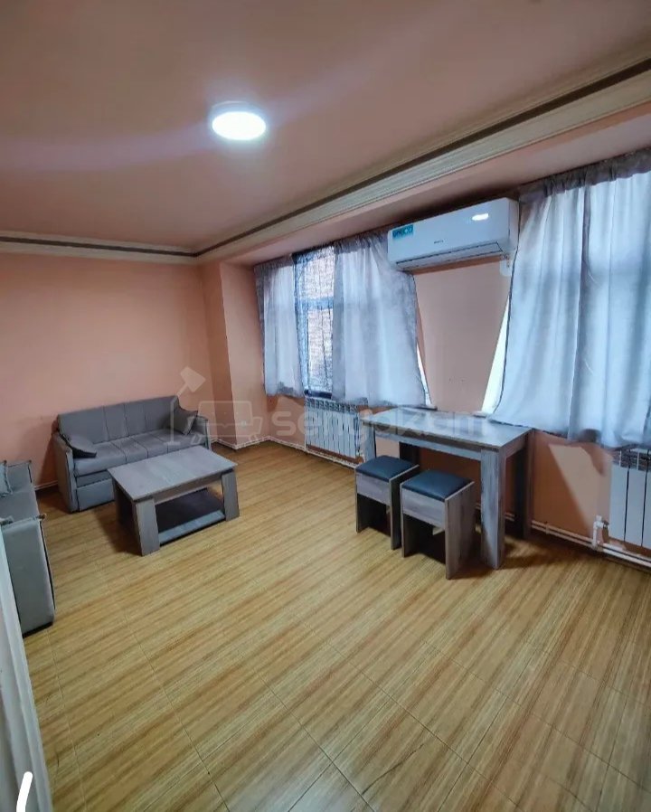 2 Սենյականոց Բնակարան, 50քմ, 2/9 հարկ, Նորմալ Վիճակում, Կահավորված