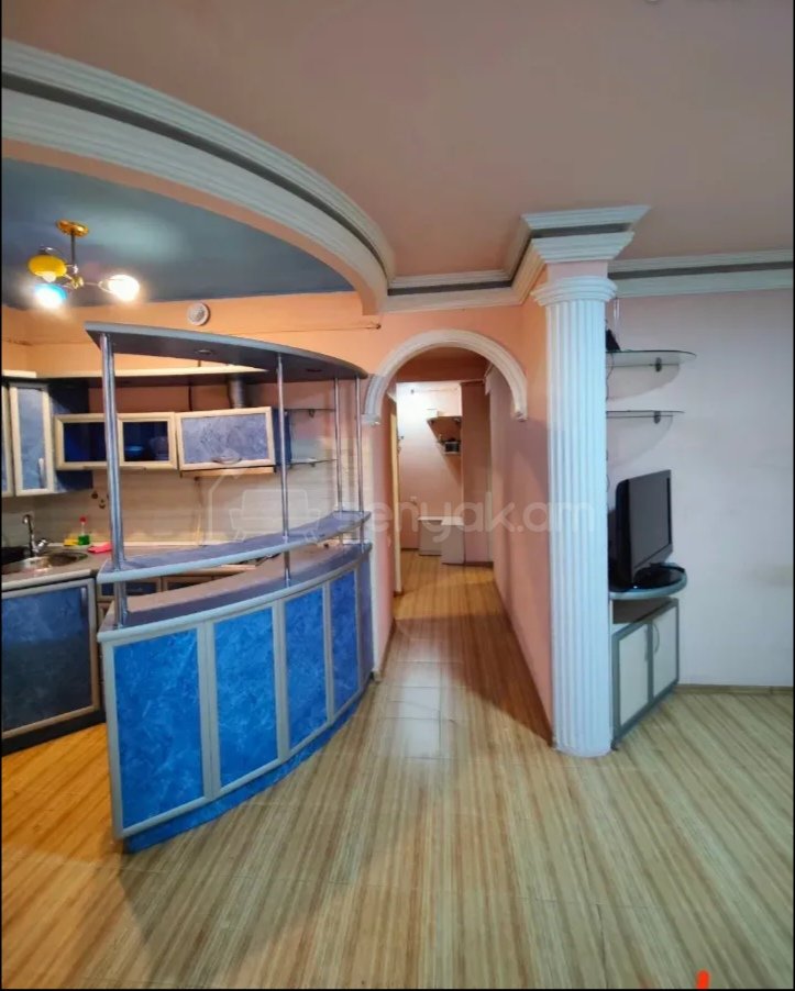 2 Սենյականոց Բնակարան, 50քմ, 2/9 հարկ, Նորմալ Վիճակում, Կահավորված