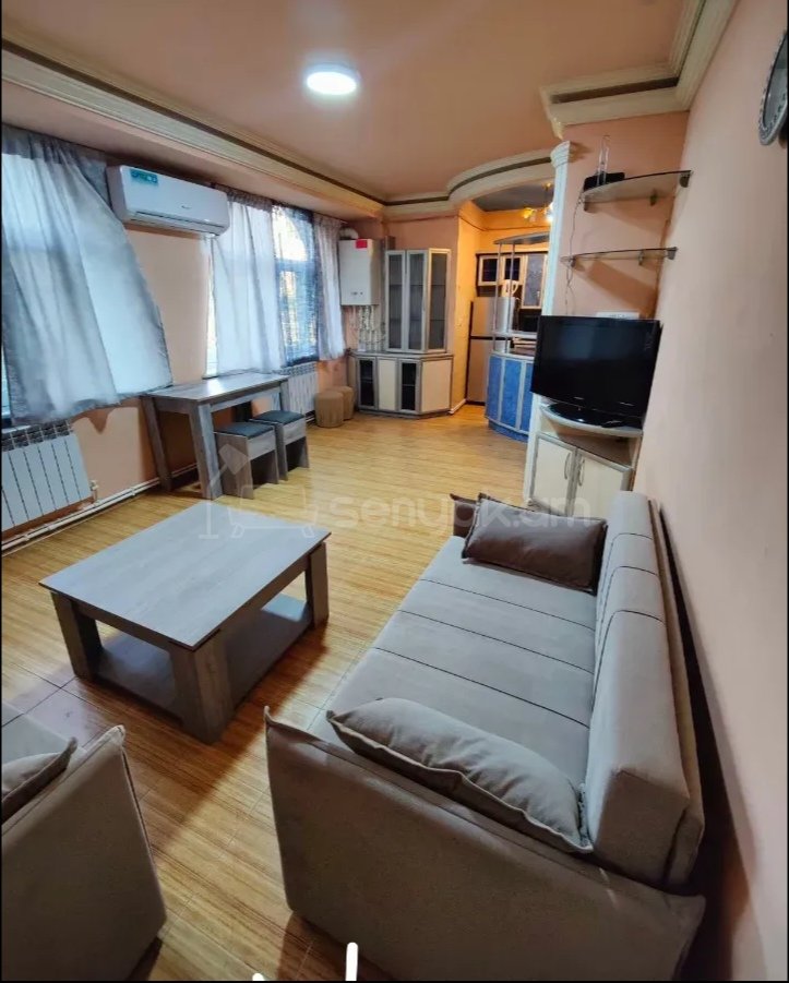 2 Սենյականոց Բնակարան, 50քմ, 2/9 հարկ, Նորմալ Վիճակում, Կահավորված