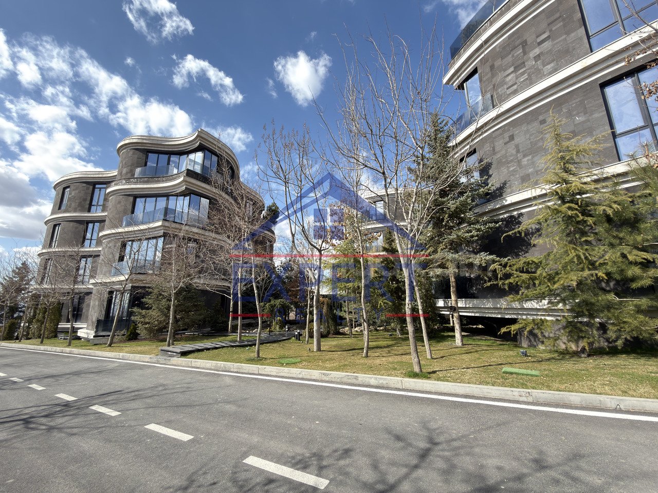 3 Սենյականոց Բնակարան Նորակառույցում, 114քմ, 4/6 հարկ, Դիզայներական Վերանորոգված