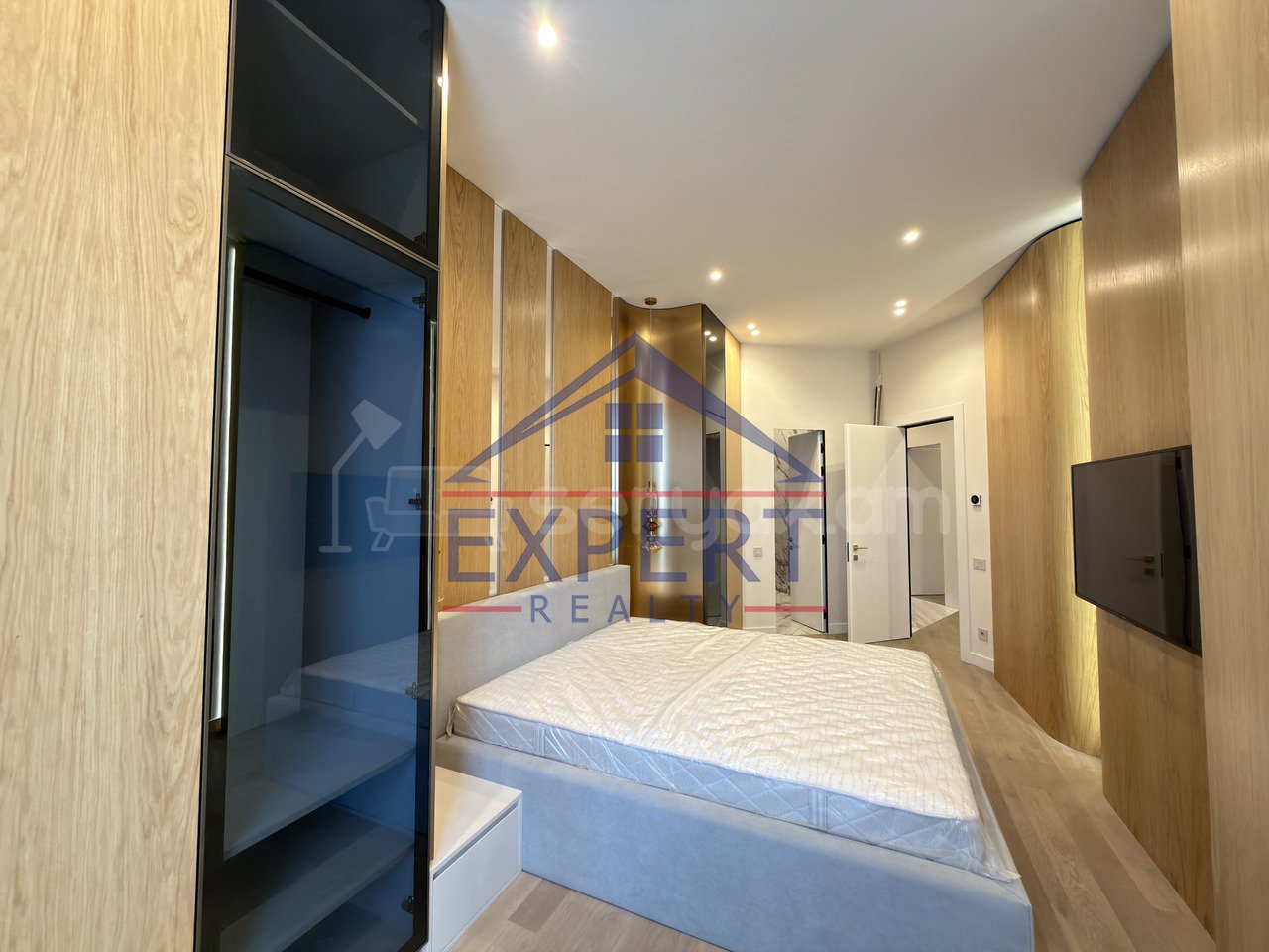 3 Սենյականոց Բնակարան Նորակառույցում, 114քմ, 4/6 հարկ, Դիզայներական Վերանորոգված, Կահավորված, Արևկող