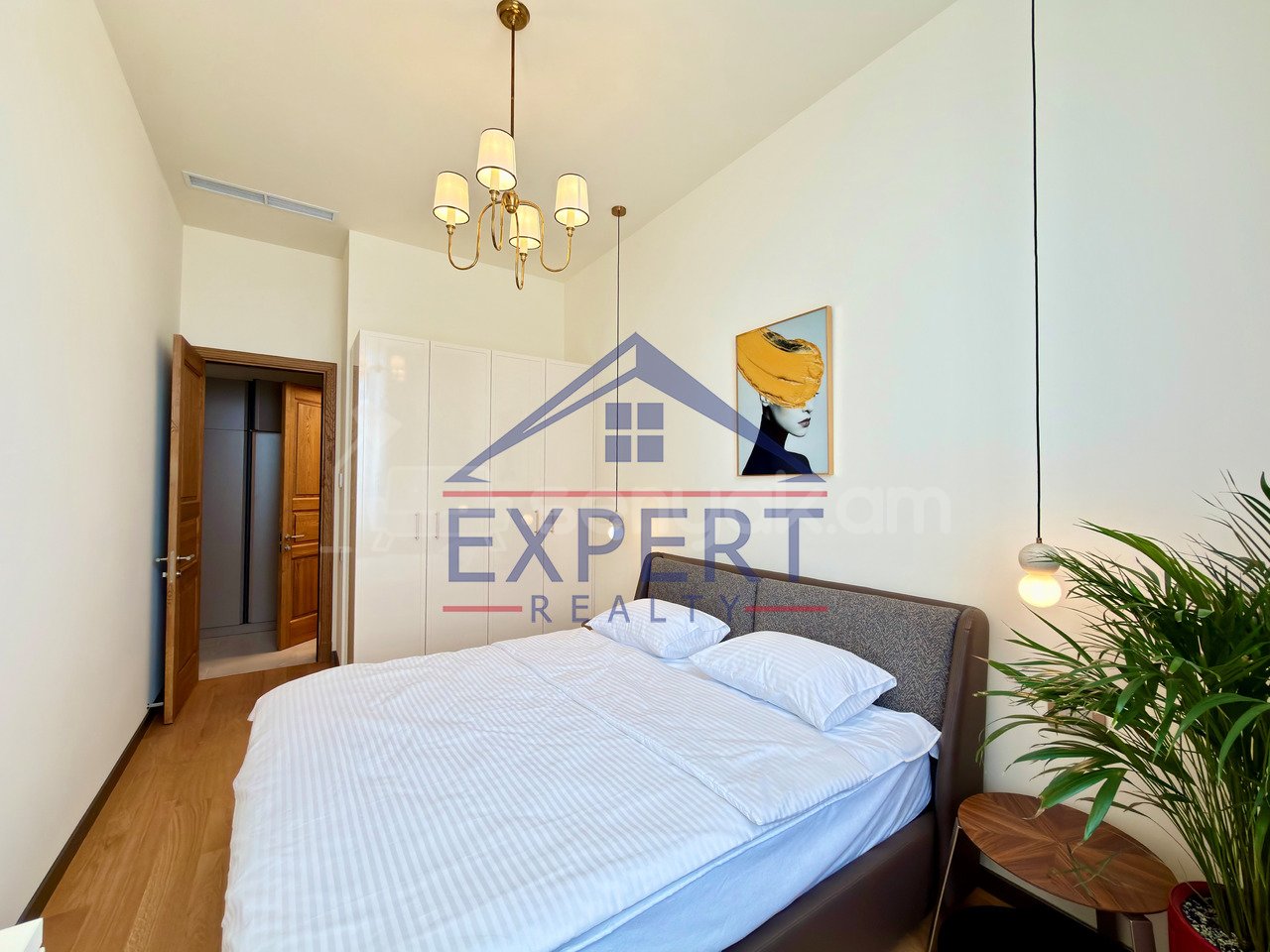 3 Սենյականոց Բնակարան Նորակառույցում, 76քմ, 15/16 հարկ, Դիզայներական Վերանորոգված