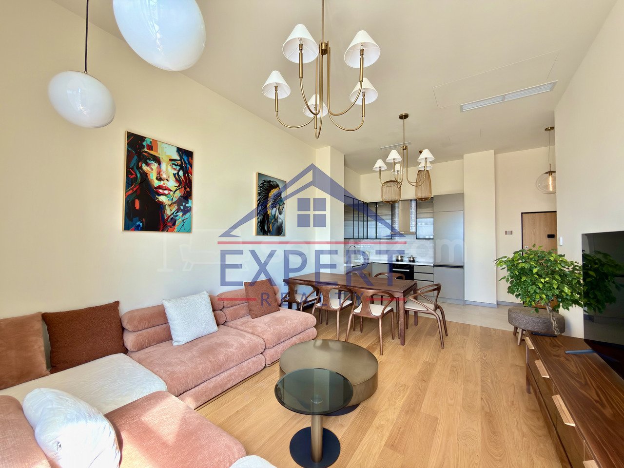 3 Սենյականոց Բնակարան Նորակառույցում, 76քմ, 15/16 հարկ, Դիզայներական Վերանորոգված