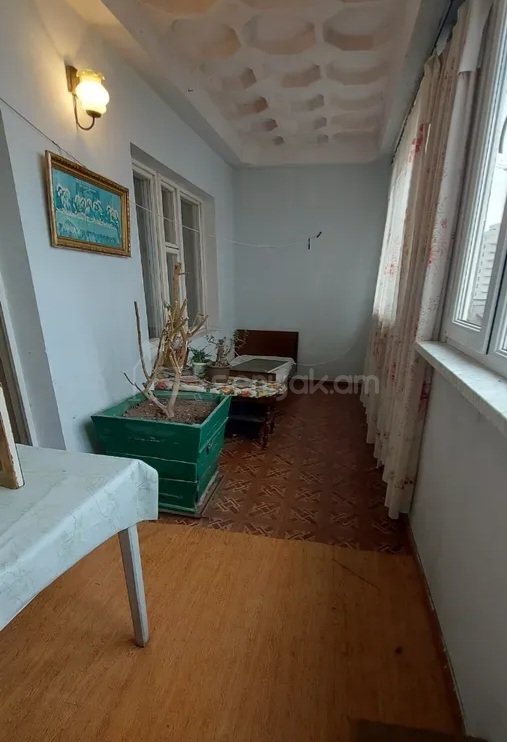 1 Սենյականոց Բնակարան, 54քմ, 8/9 հարկ, Պետական Վիճակում