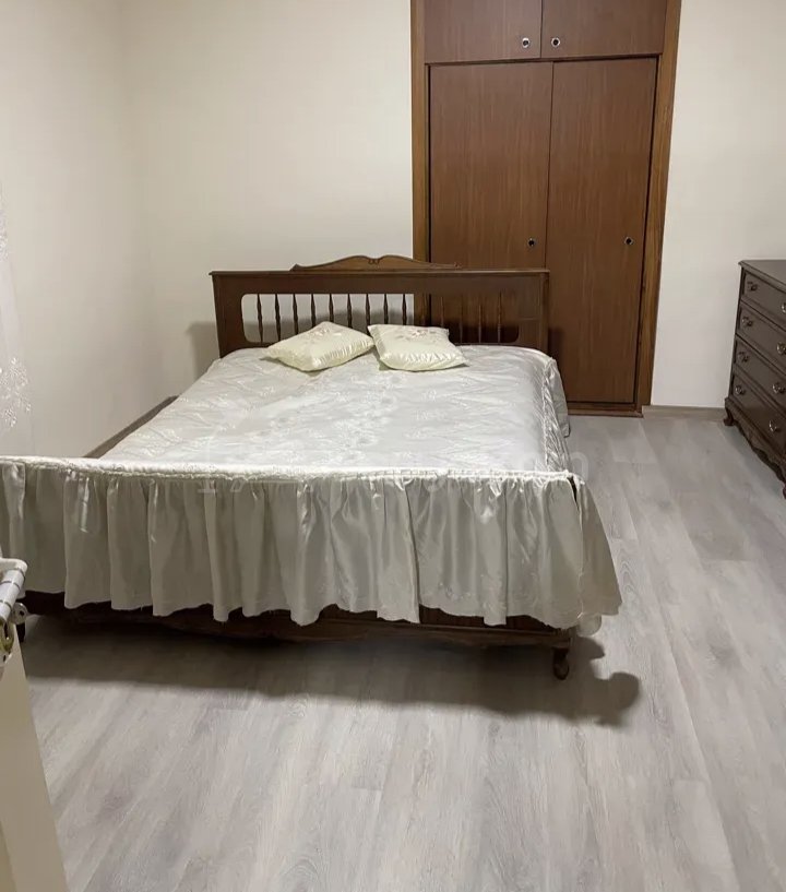 2 Սենյականոց Բնակարան Քարե Շենքում, 50քմ, 1/1 հարկ, Կապիտալ Վերանորոգված, Կահավորված