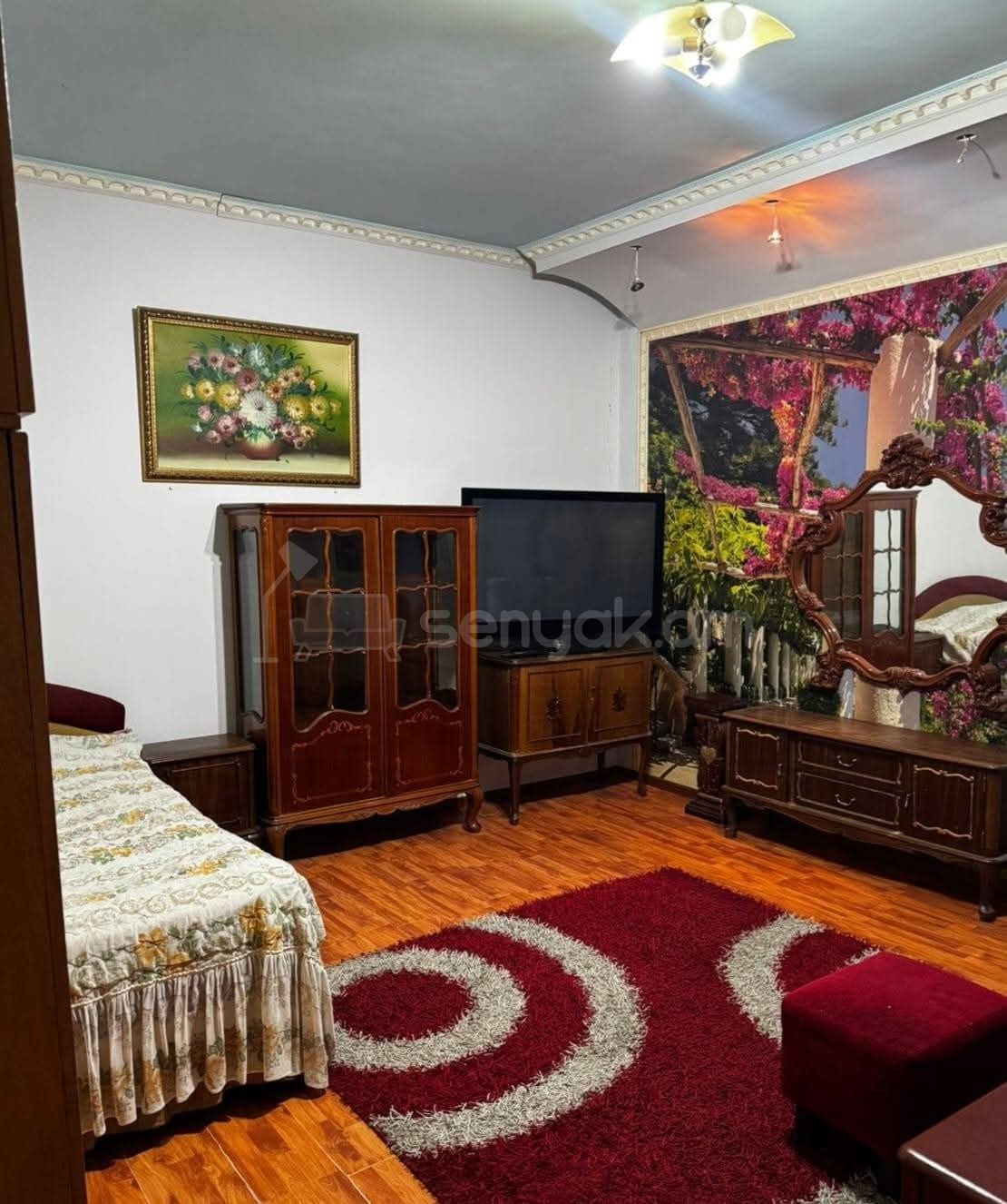 1 Սենյականոց Բնակարան Քարե Շենքում, 40քմ, 1/1 հարկ, Կապիտալ Վերանորոգված, Կահավորված