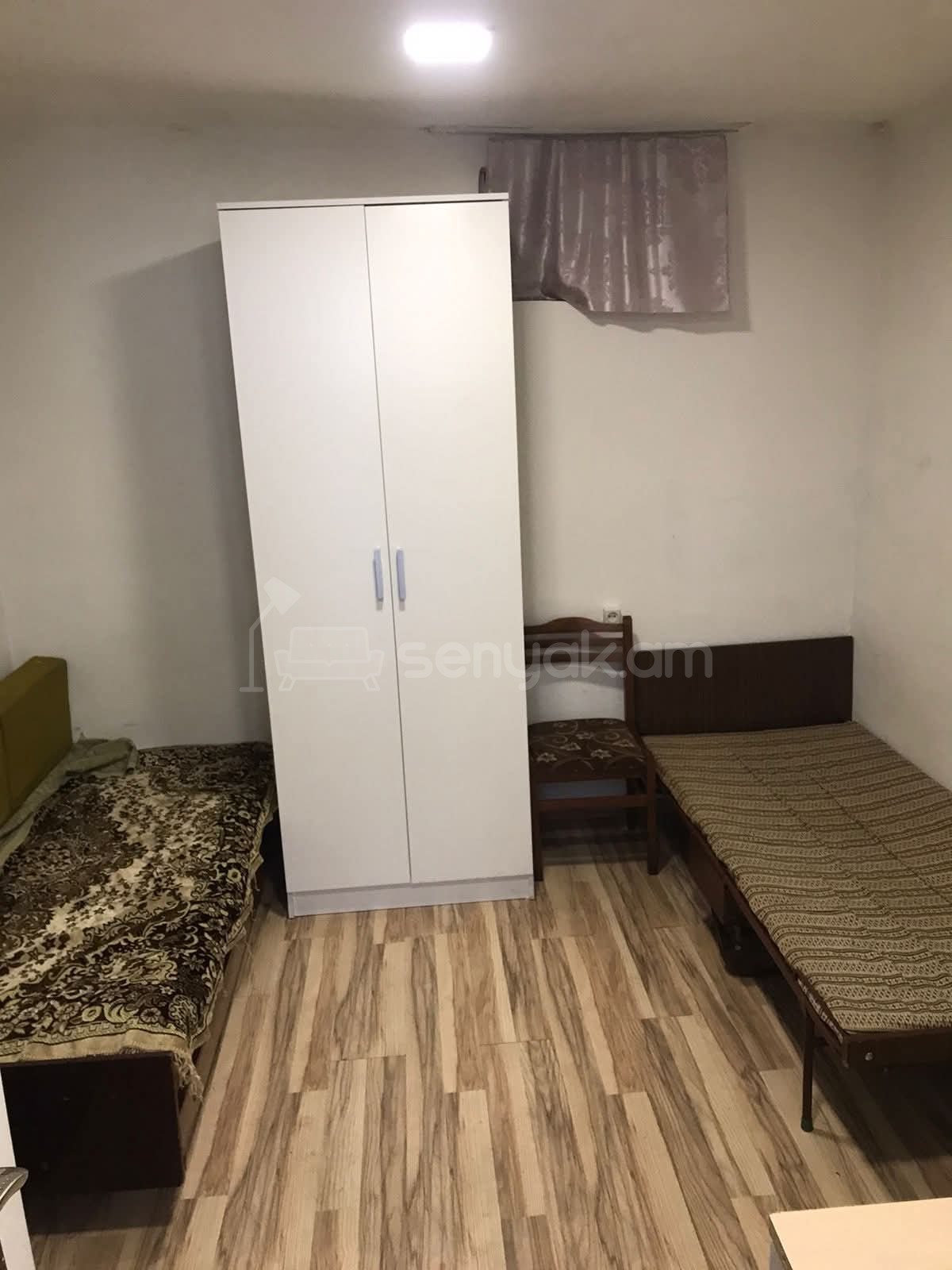 1 Սենյականոց Բնակարան Քարե Շենքում, 34քմ, 1/1 հարկ, Կապիտալ Վերանորոգված, Կահավորված