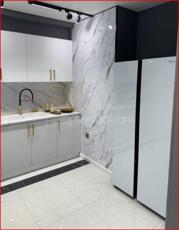 3 Սենյականոց Բնակարան, 80քմ, 1/11 հարկ, Դիզայներական Վերանորոգված, Կահավորված, Արևկող