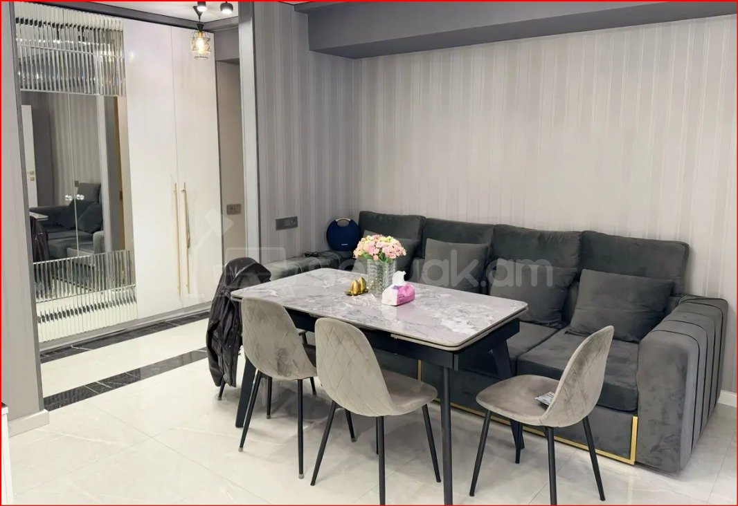 3 Սենյականոց Բնակարան, 80քմ, 1/11 հարկ, Դիզայներական Վերանորոգված, Կահավորված, Արևկող