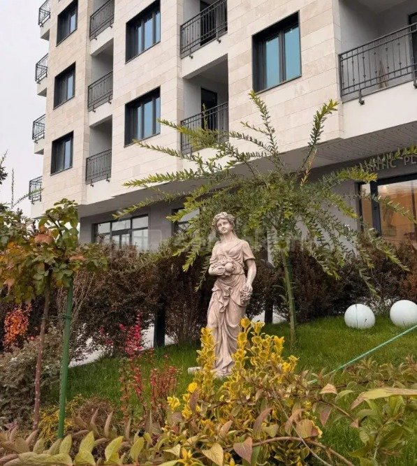 2 Սենյականոց Բնակարան Նորակառույցում, 52քմ, 11/16 հարկ, Կապիտալ Վերանորոգված, Կահավորված, Արևկող