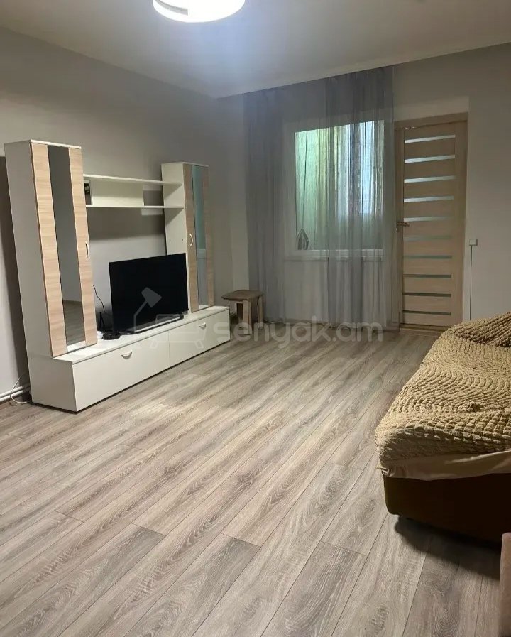 2 Սենյականոց Բնակարան, 55քմ, 3/9 հարկ, Նորմալ Վիճակում, Կահավորված