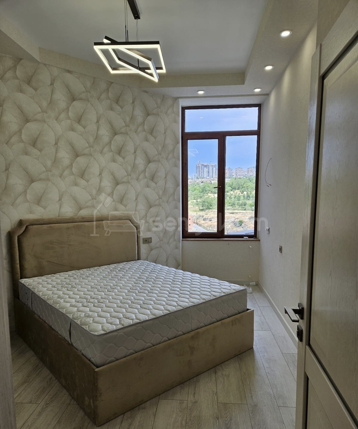 3 Սենյականոց Բնակարան Նորակառույցում, 96քմ, 4/9 հարկ, Դիզայներական Վերանորոգված