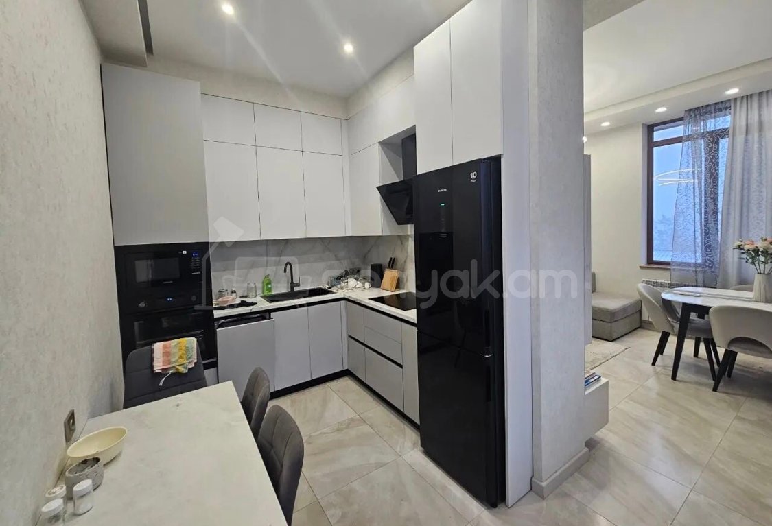 3 Սենյականոց Բնակարան Նորակառույցում, 96քմ, 4/9 հարկ, Դիզայներական Վերանորոգված