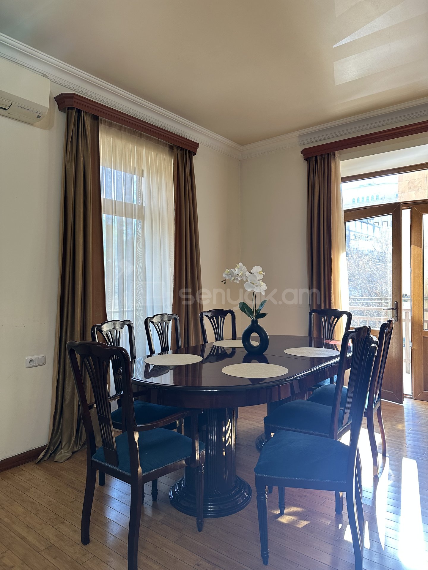 4 Սենյականոց Բնակարան Նորակառույցում, 162քմ, 3/7 հարկ, Կապիտալ Վերանորոգված