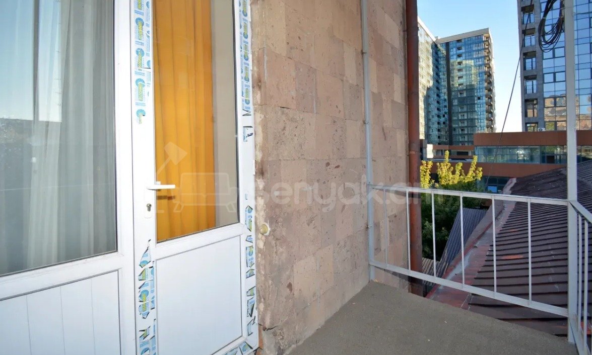 2 Սենյականոց Բնակարան Նորակառույցում, 60քմ, 2/3 հարկ, Կապիտալ Վերանորոգված, Կահավորված, Արևկող