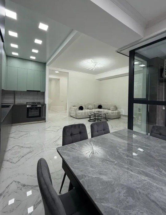 3 Սենյականոց Բնակարան Նորակառույցում, 85քմ, 4/16 հարկ, Դիզայներական Վերանորոգված, Կահավորված, Արևկող