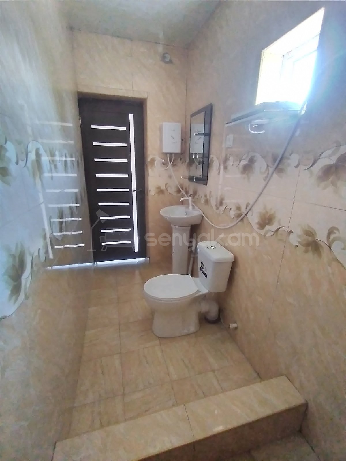 5 Սենյականոց Սեփական Տուն, 113քմ, Կապիտալ Վերանորոգված