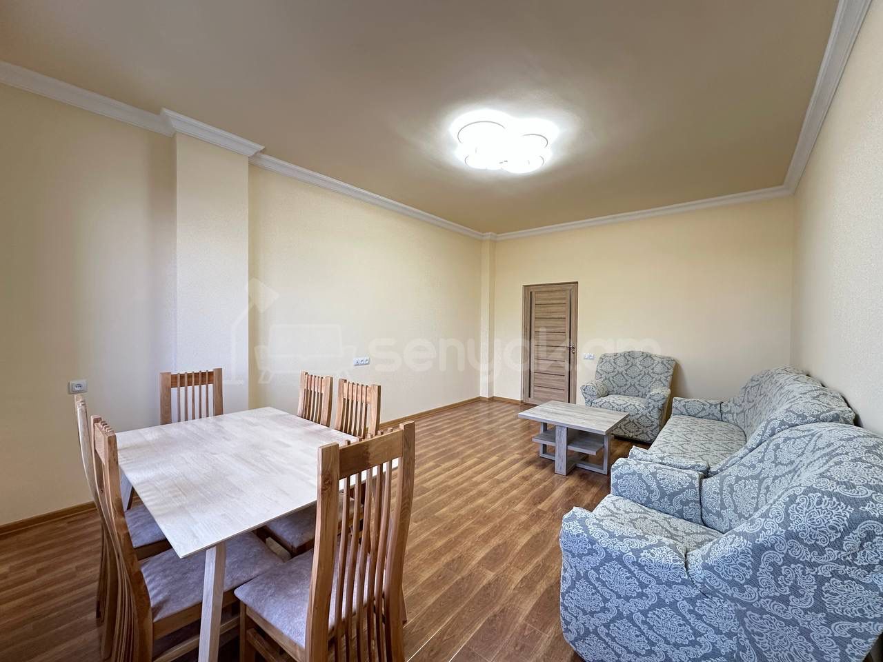 4 Սենյականոց Բնակարան, 123քմ, 4/15 հարկ, Դիզայներական Վերանորոգված, Կահավորված, Արևկող