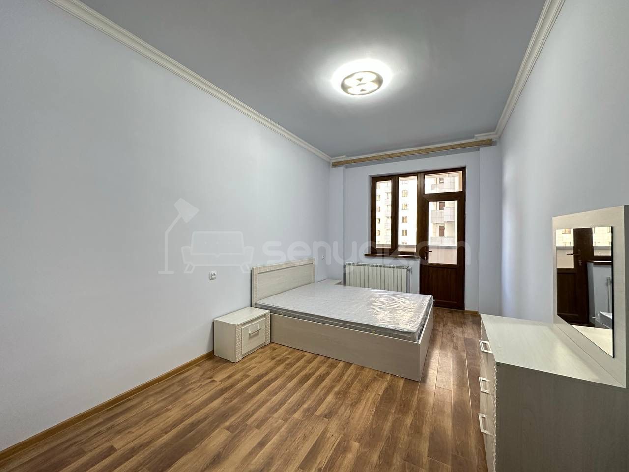 4 Սենյականոց Բնակարան, 123քմ, 4/15 հարկ, Դիզայներական Վերանորոգված, Կահավորված, Արևկող