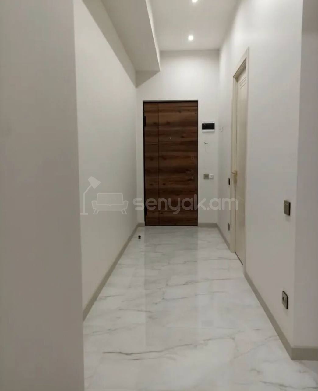 1 Սենյականոց Բնակարան, 43քմ, 10/20 հարկ, Կապիտալ Վերանորոգված