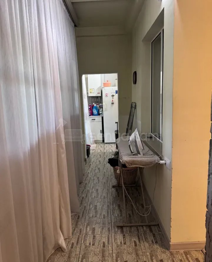 3 Սենյականոց Բնակարան, 106քմ, 1/9 հարկ, Կապիտալ Վերանորոգված