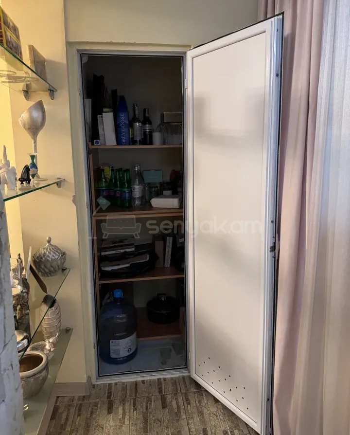 3 Սենյականոց Բնակարան, 106քմ, 1/9 հարկ, Կապիտալ Վերանորոգված