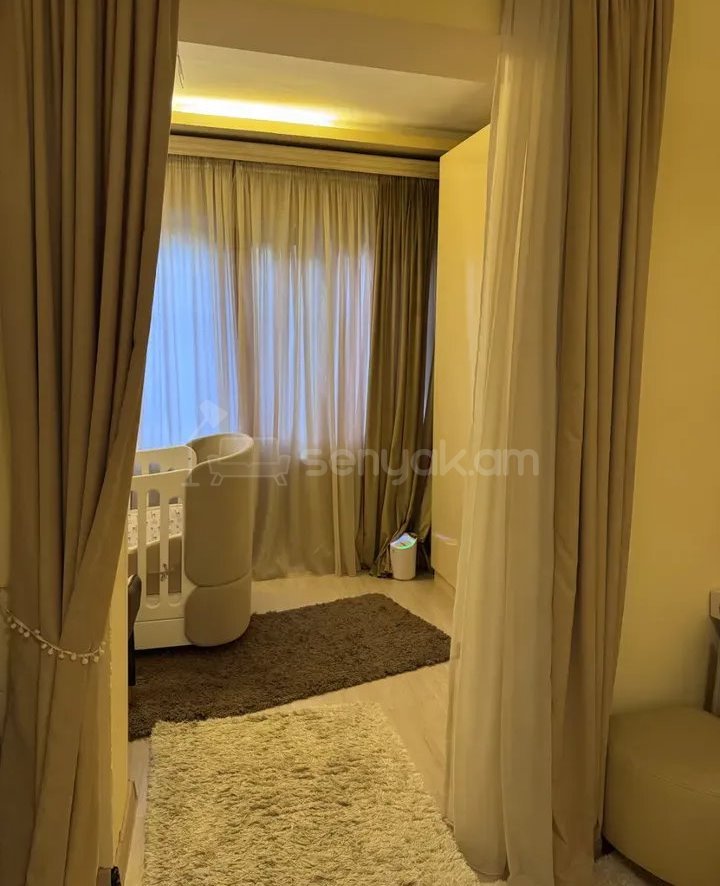 3 Սենյականոց Բնակարան, 106քմ, 1/9 հարկ, Կապիտալ Վերանորոգված