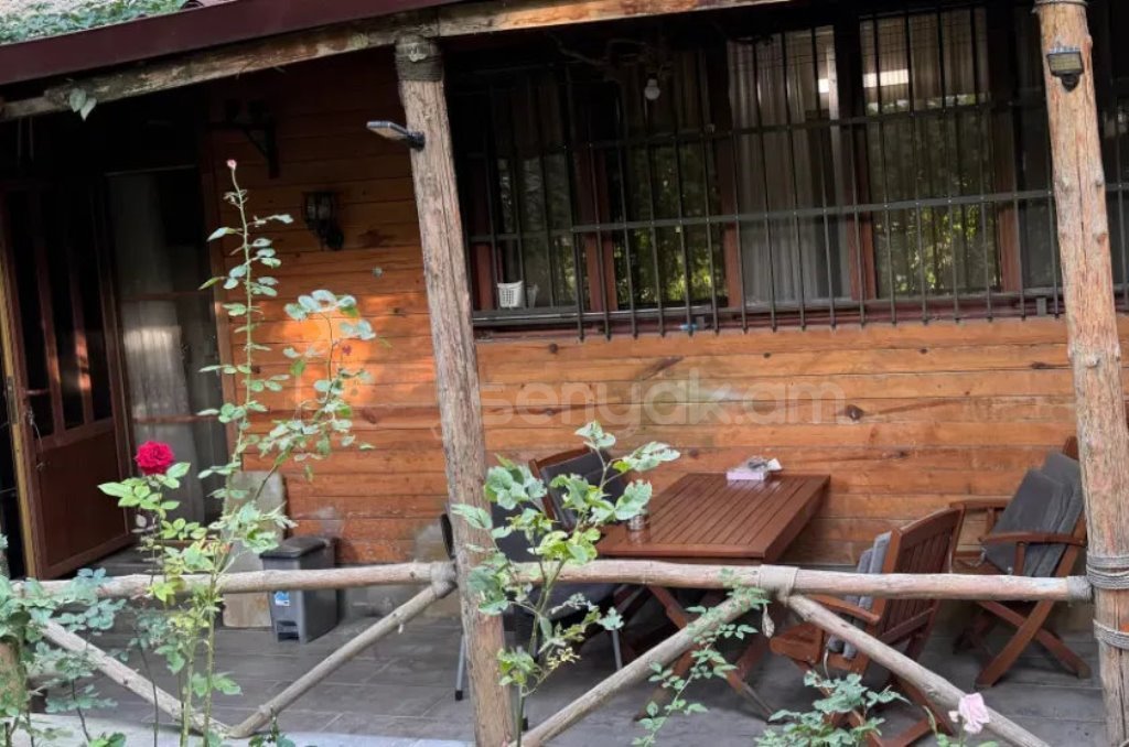 3 Սենյականոց Բնակարան, 106քմ, 1/9 հարկ, Կապիտալ Վերանորոգված