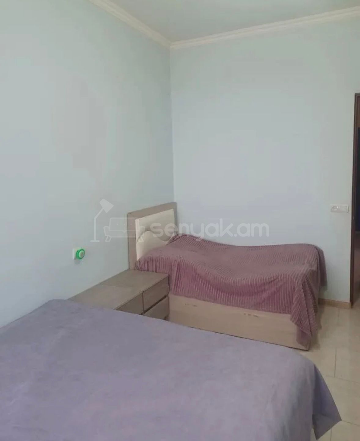 2 Սենյականոց Բնակարան Քարե Շենքում, 50քմ, 3/4 հարկ, Կապիտալ Վերանորոգված