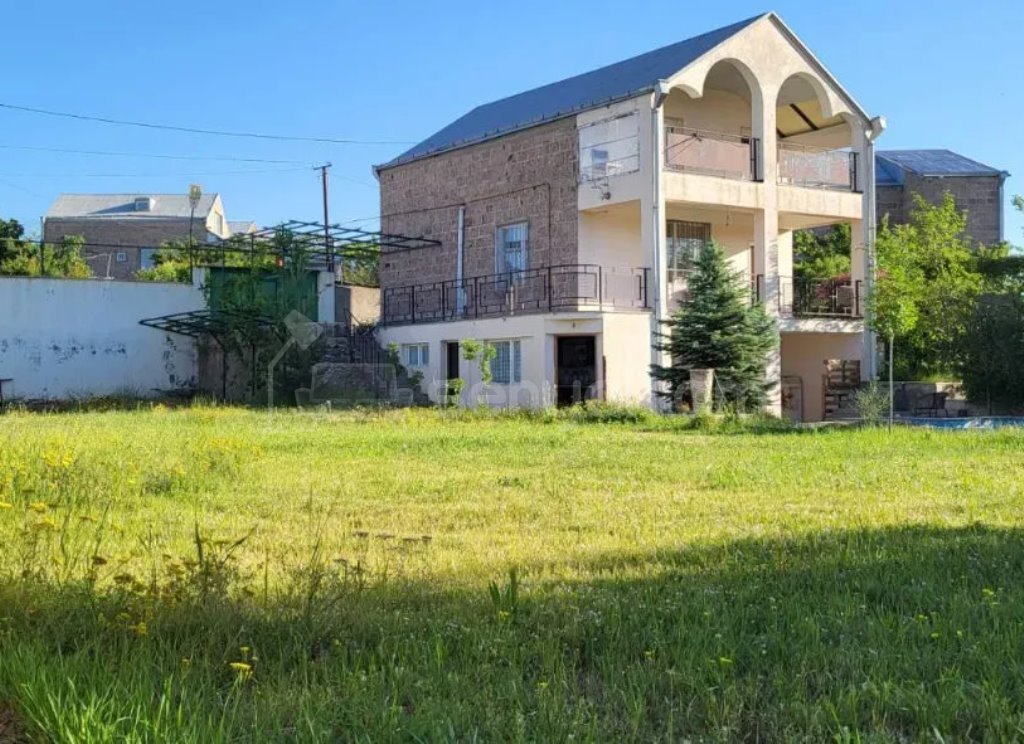 7 Սենյականոց Սեփական Տուն, 210քմ, Կապիտալ Վերանորոգված