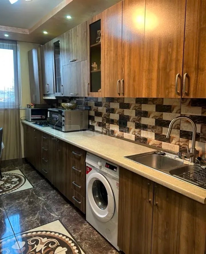 2 Սենյականոց Բնակարան, 64քմ, 2/16 հարկ, Կապիտալ Վերանորոգված