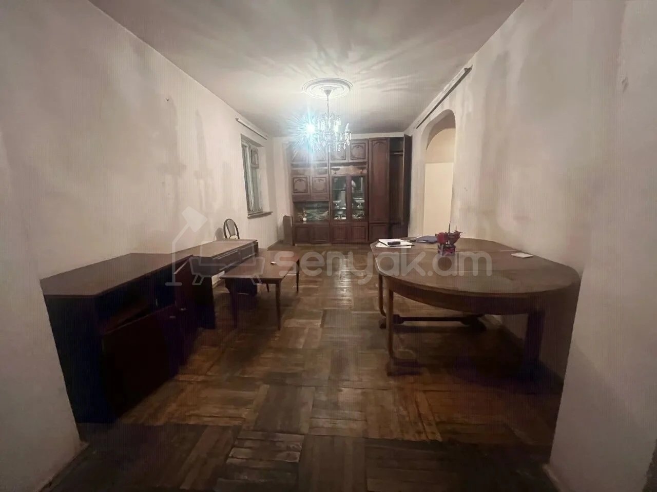 2 Սենյականոց Բնակարան, 50քմ, 3/5 հարկ, Պետական Վիճակում