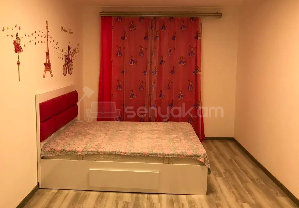 3 Սենյականոց Բնակարան Քարե Շենքում, 75քմ, 1/4 հարկ, Կապիտալ Վերանորոգված, Կահավորված, Արևկող