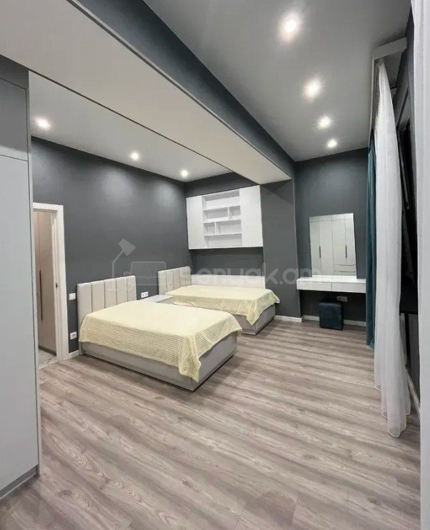 3 Սենյականոց Բնակարան Նորակառույցում, 75քմ, 14/21 հարկ, Դիզայներական Վերանորոգված, Կահավորված, Արևկող