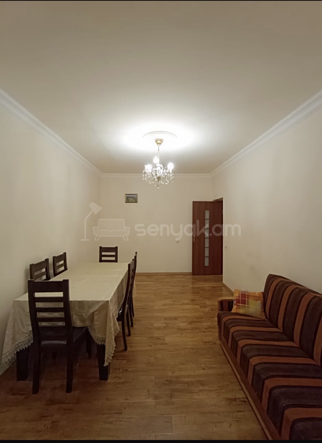 3 Սենյականոց Բնակարան Քարե Շենքում, 62քմ, 3/5 հարկ, Կապիտալ Վերանորոգված, Կահավորված, Արևկող