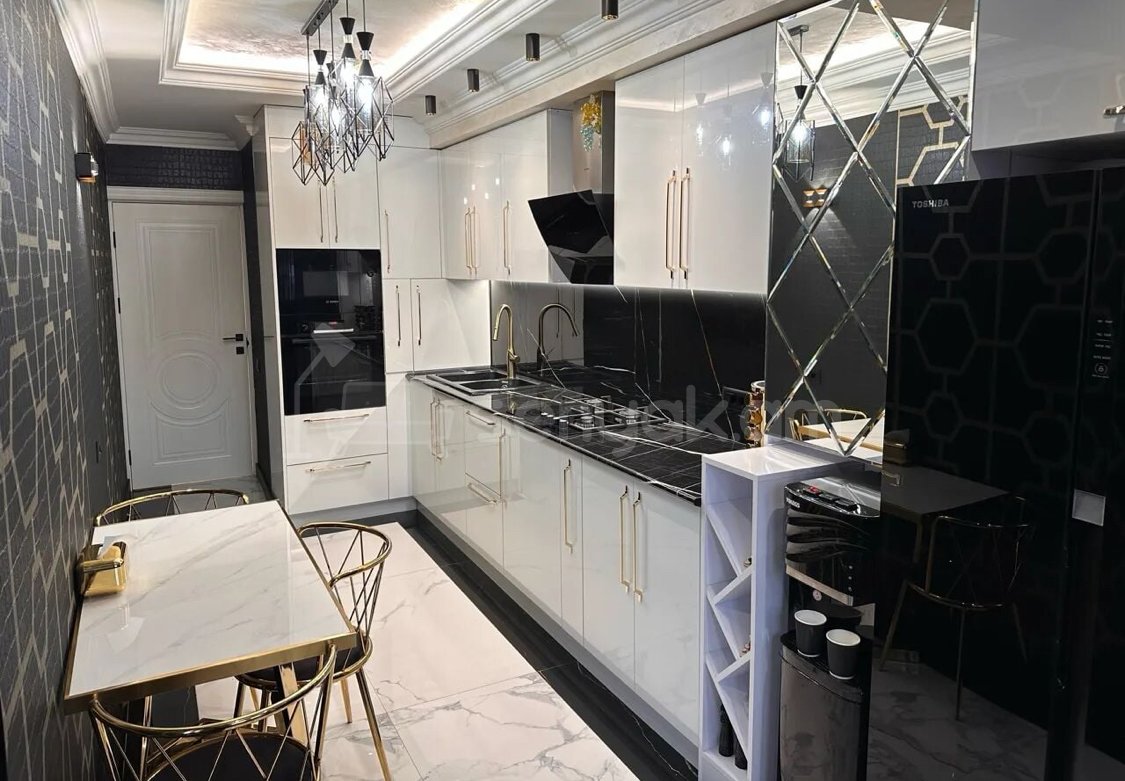 5 Սենյականոց Բնակարան, 109քմ, 9/12 հարկ, Դիզայներական Վերանորոգված