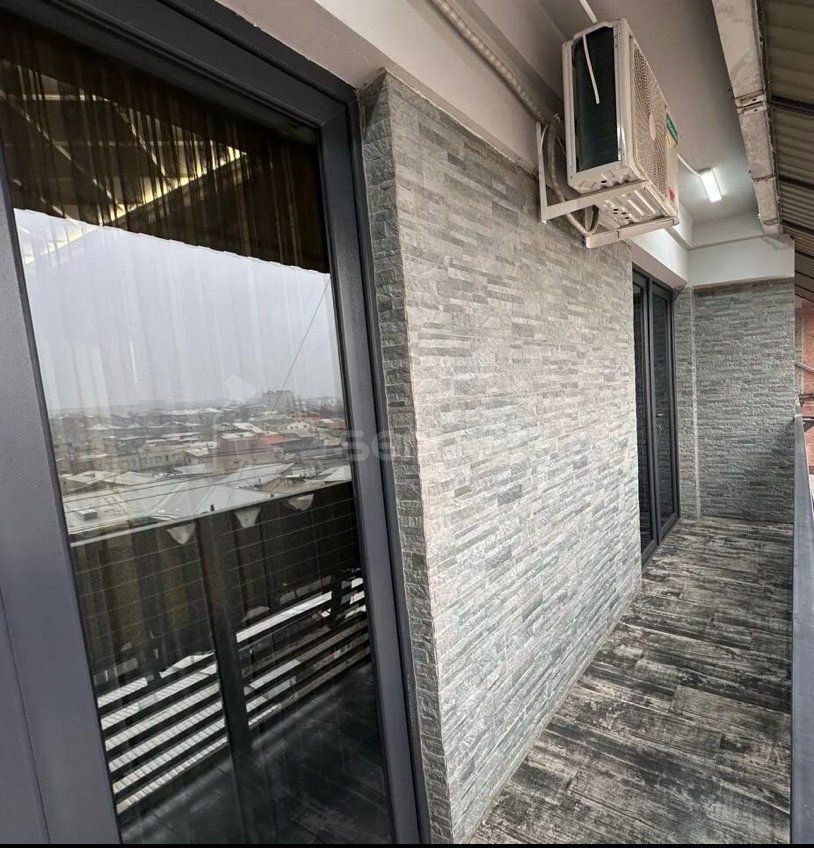 5 Սենյականոց Բնակարան, 109քմ, 9/12 հարկ, Դիզայներական Վերանորոգված