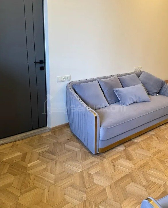 3 Սենյականոց Բնակարան, 58քմ, 1/12 հարկ, Կապիտալ Վերանորոգված, Կահավորված, Արևկող