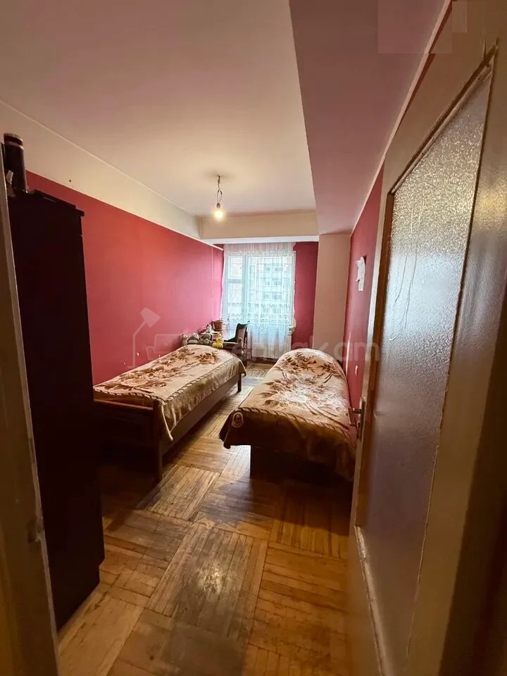 3 Սենյականոց Բնակարան, 84քմ, 6/14 հարկ, Նորմալ Վիճակում