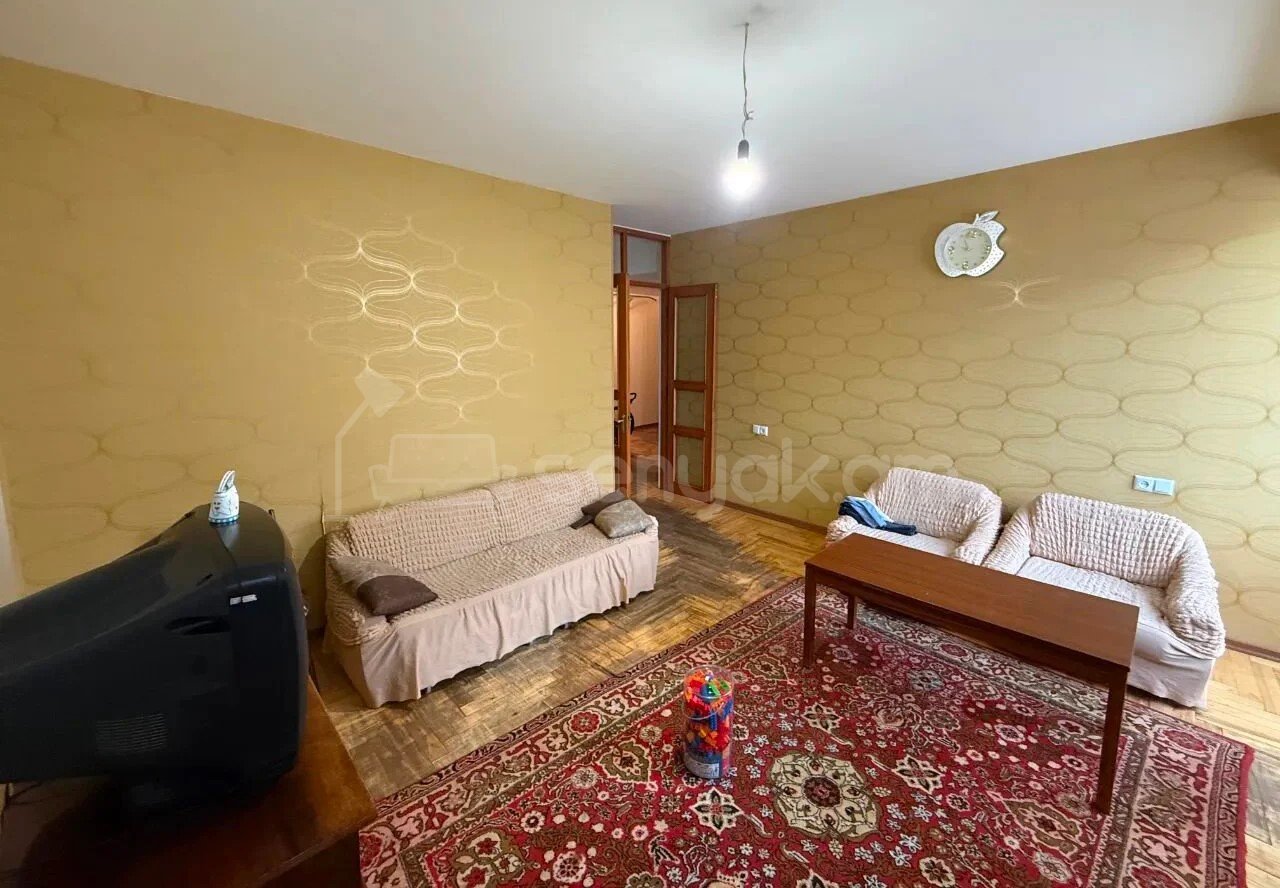 3 Սենյականոց Բնակարան, 84քմ, 6/14 հարկ, Նորմալ Վիճակում