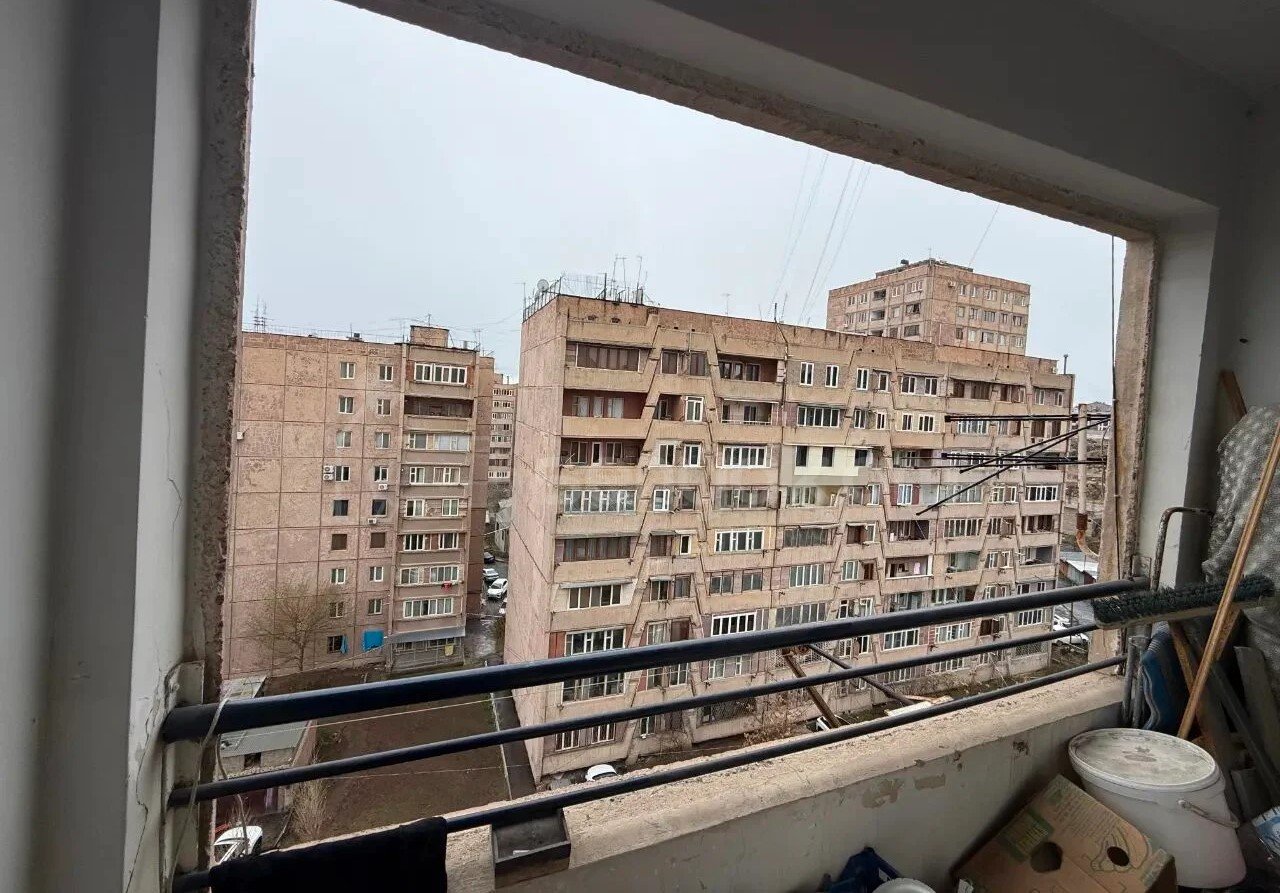 3 Սենյականոց Բնակարան, 84քմ, 6/14 հարկ, Նորմալ Վիճակում