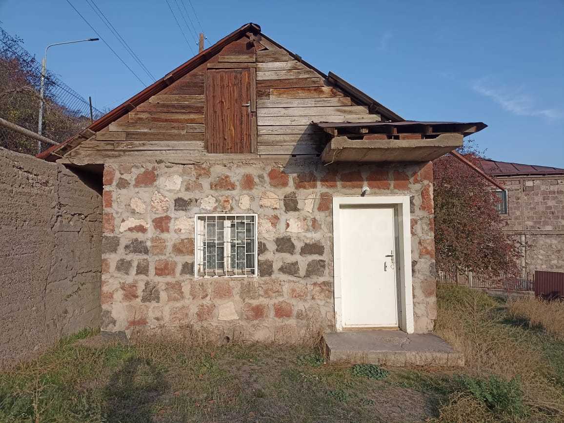 2 Սենյականոց Սեփական Տուն, 62քմ, Նորմալ Վիճակում