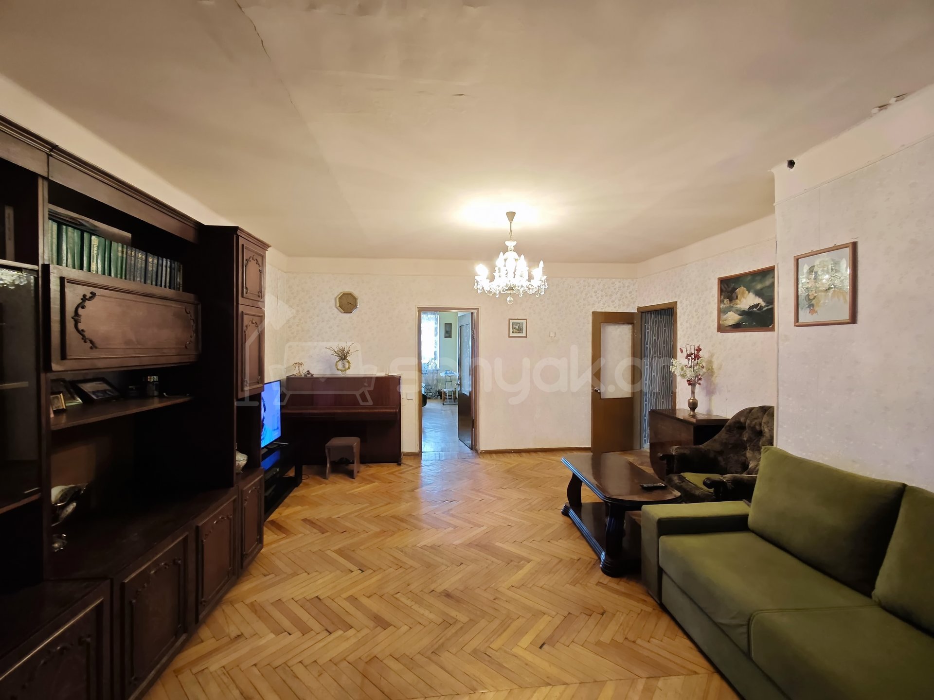 3 Սենյականոց Բնակարան Քարե Շենքում, 88քմ, 5/5 հարկ, Կոսմետիկ Վերանորոգված