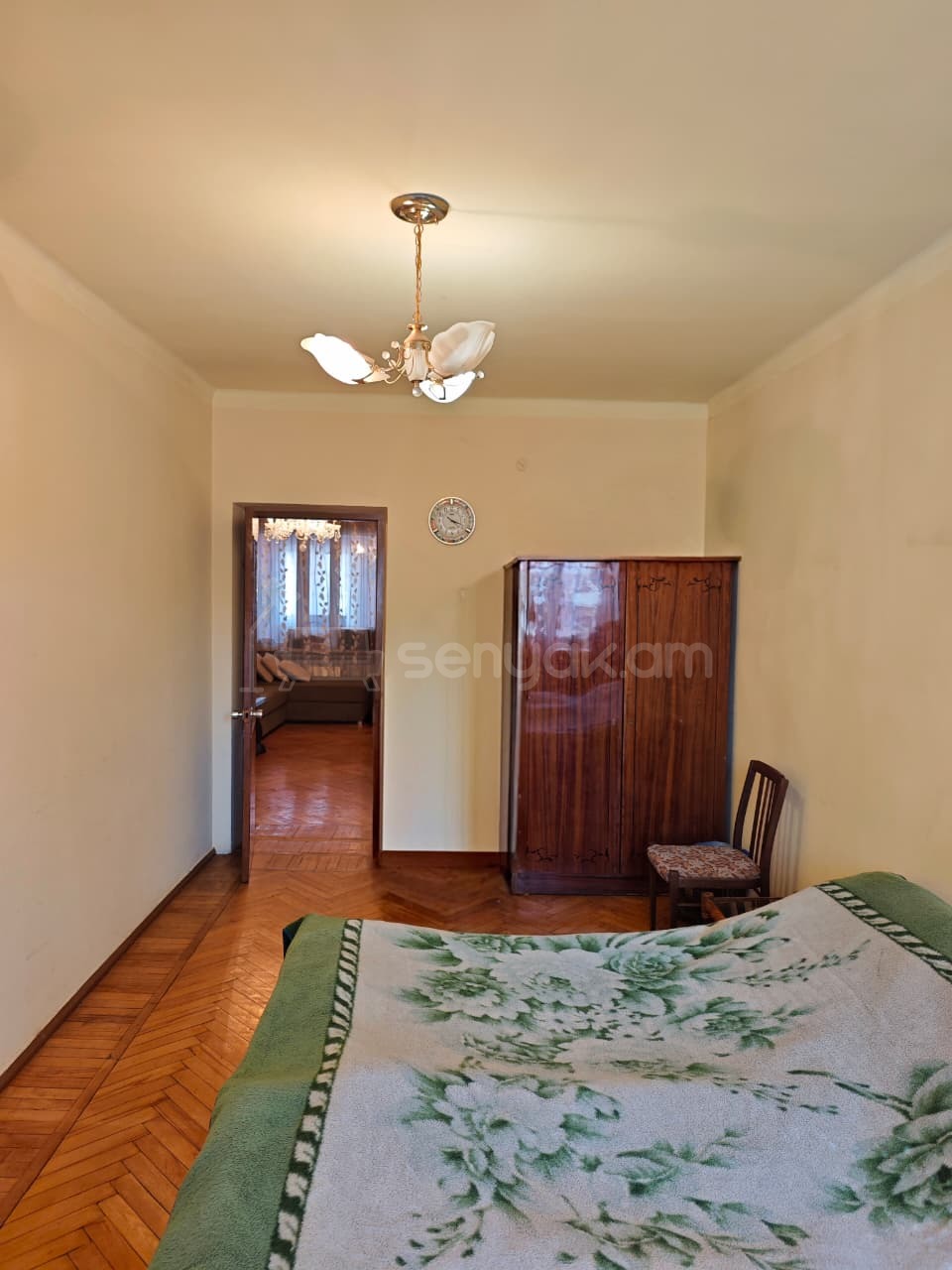 3 Սենյականոց Բնակարան Քարե Շենքում, 88քմ, 5/5 հարկ, Նորմալ Վիճակում