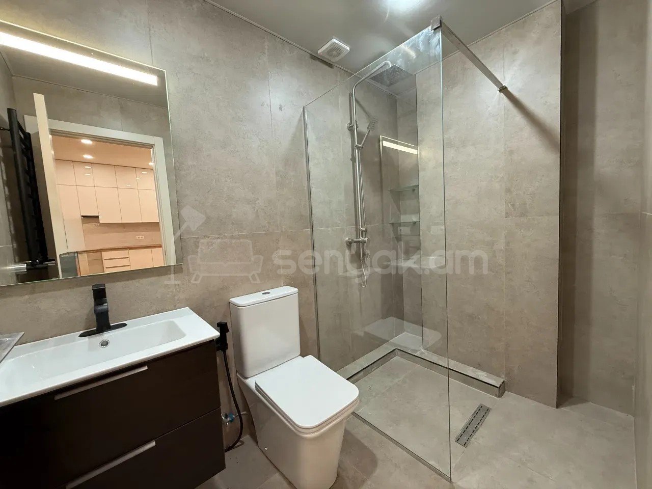 2 Սենյականոց Բնակարան Նորակառույցում, 67քմ, 10/12 հարկ, Կապիտալ Վերանորոգված