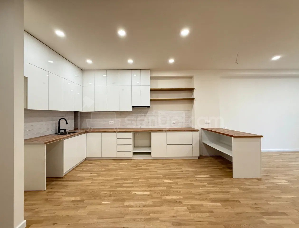 2 Սենյականոց Բնակարան Նորակառույցում, 67քմ, 10/12 հարկ, Կապիտալ Վերանորոգված