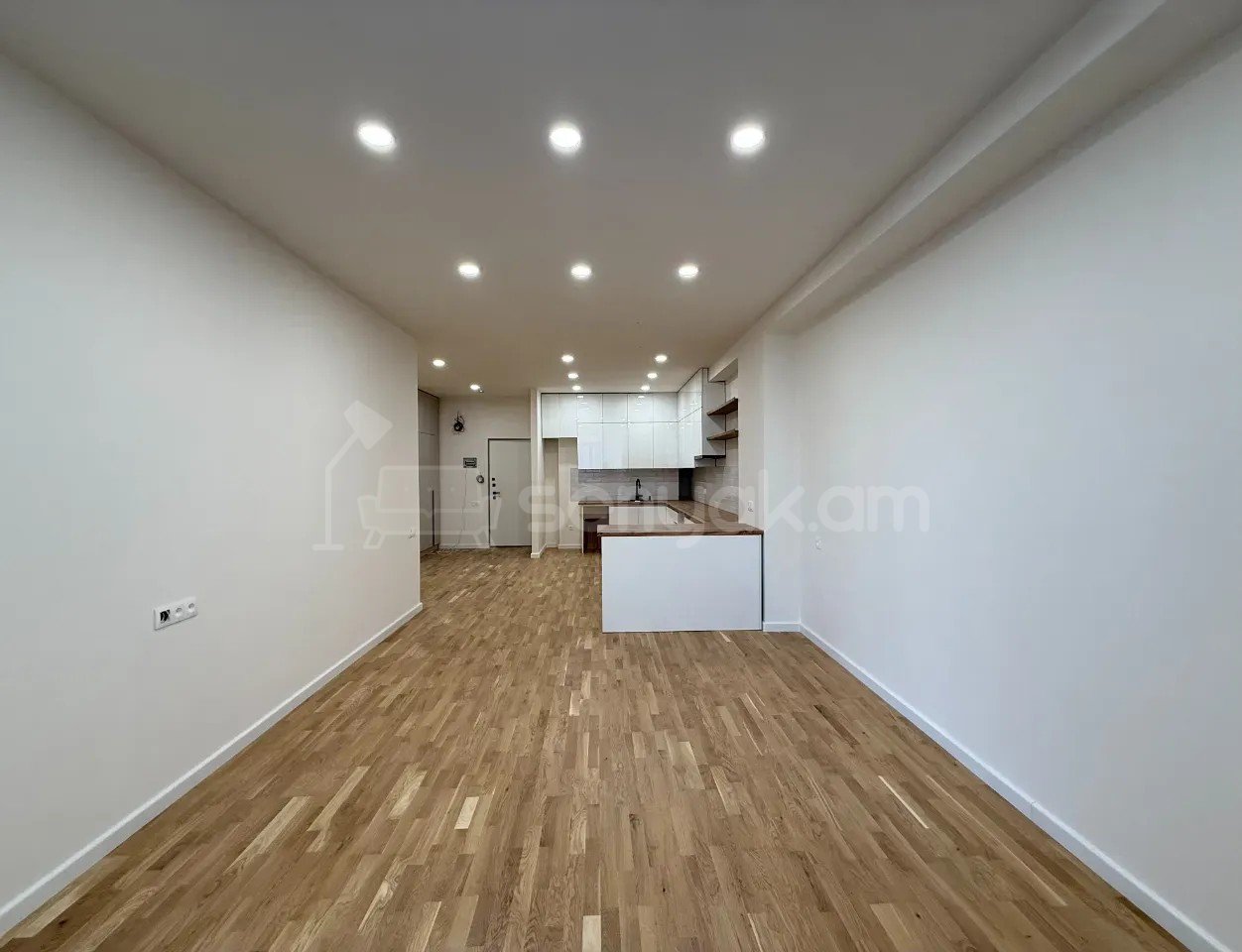 2 Սենյականոց Բնակարան Նորակառույցում, 67քմ, 10/12 հարկ, Կապիտալ Վերանորոգված